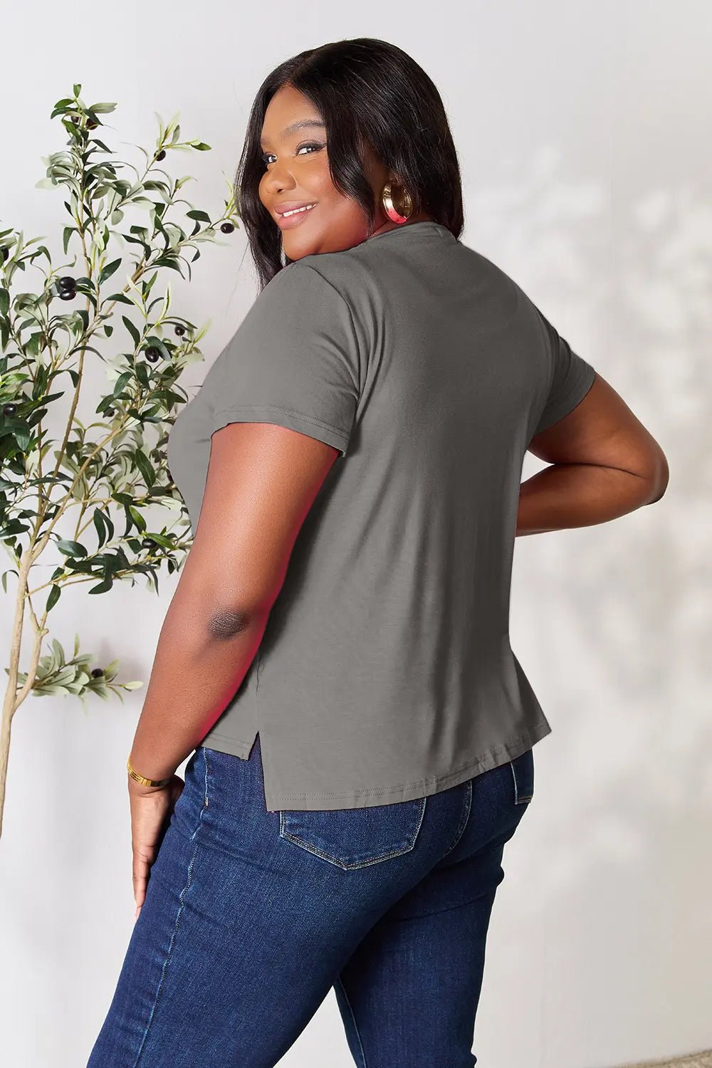 Basic Bae Full Size Round Neck Short Sleeve T-Shirt by Trendsi