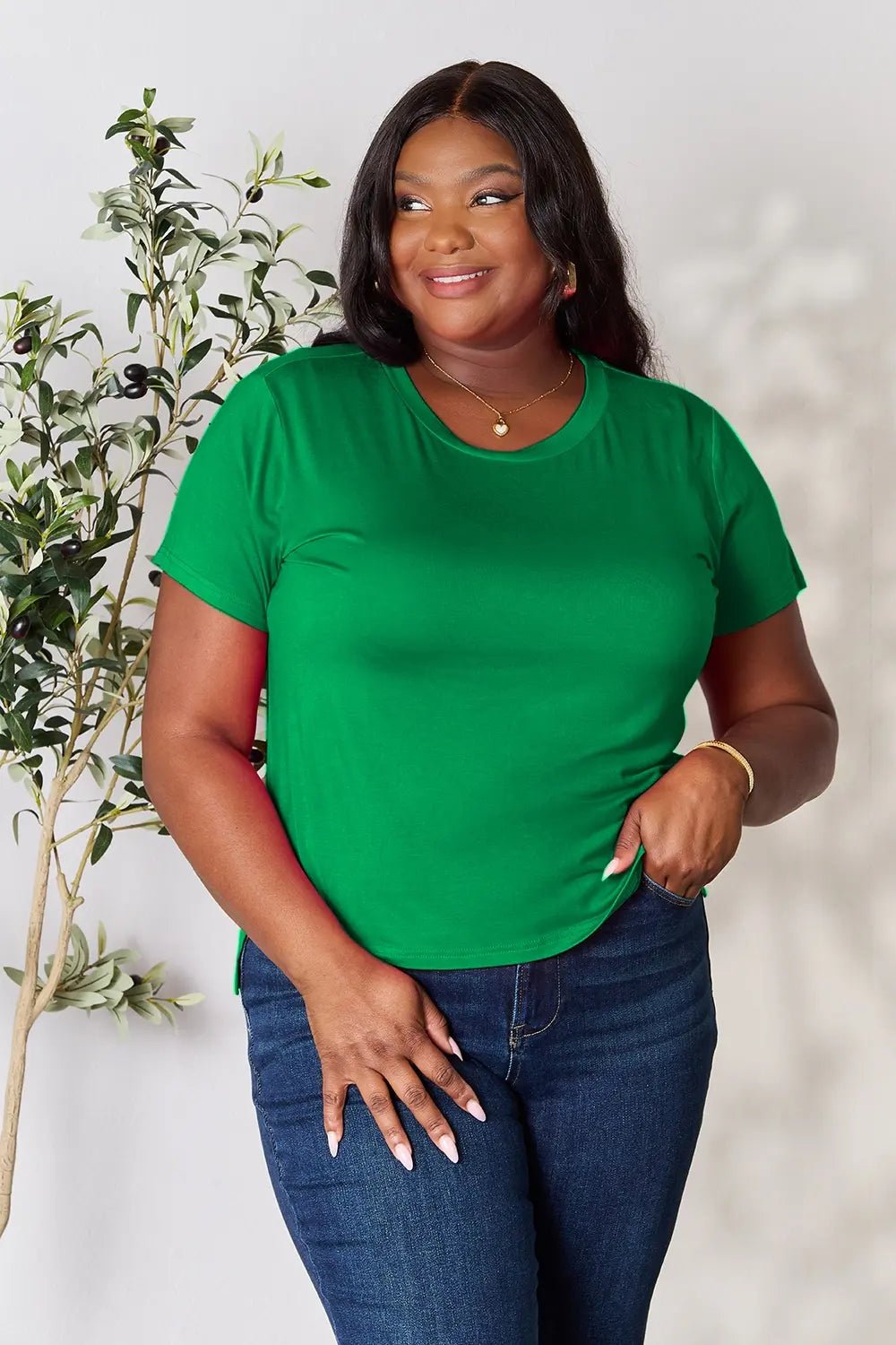 Basic Bae Full Size Round Neck Short Sleeve T-Shirt - Grace & Grit Boutique