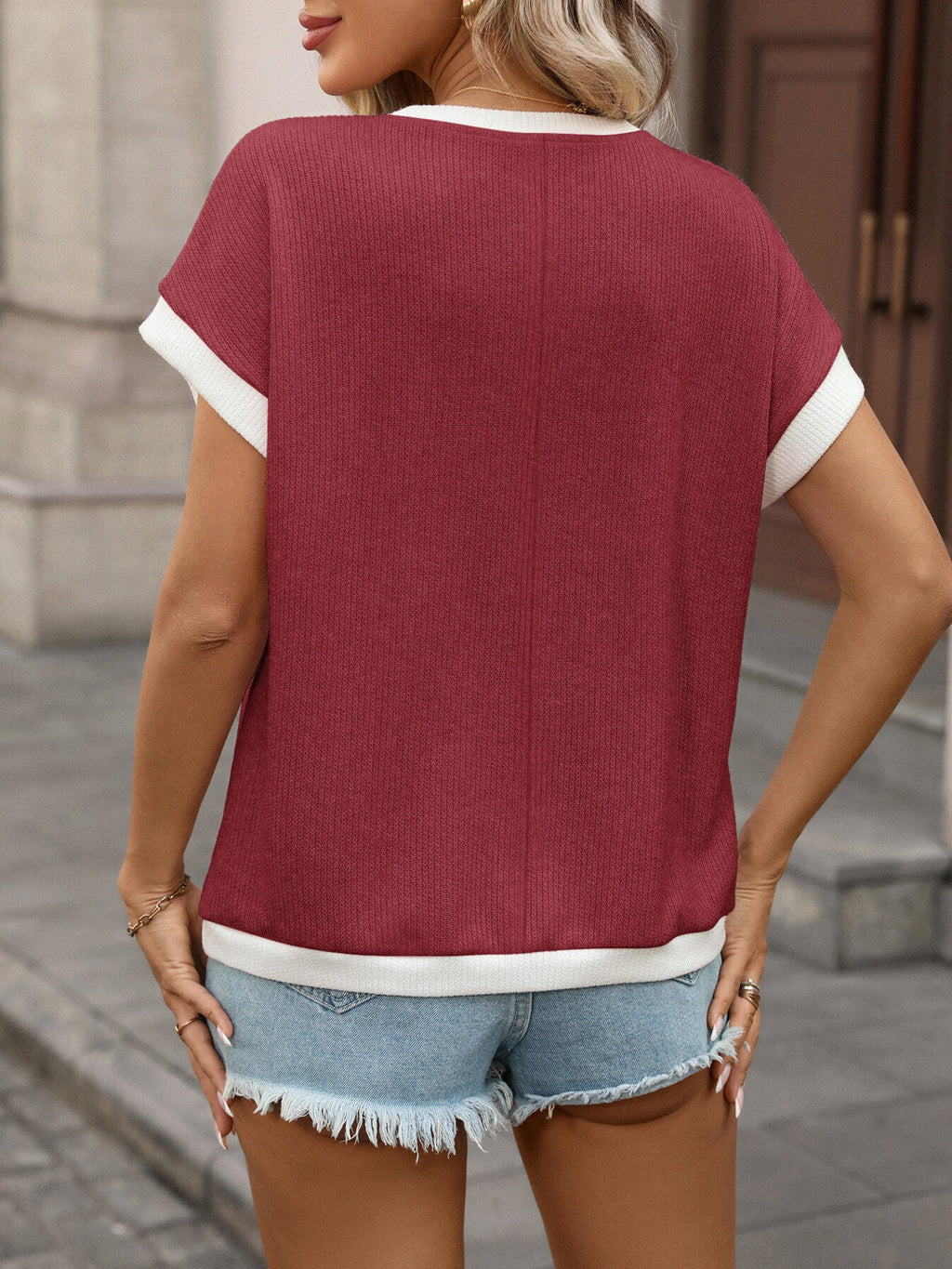 Contrast Trim Short Sleeve T-Shirt - Grace & Grit Boutique