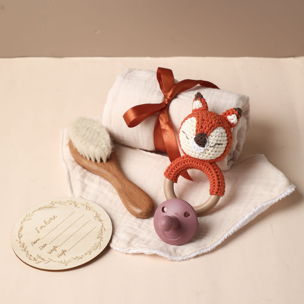 Full moon birth with hand gift, bath towel, wool brush, baby shower mouth, water towel, pacifier set - Grace & Grit Boutique