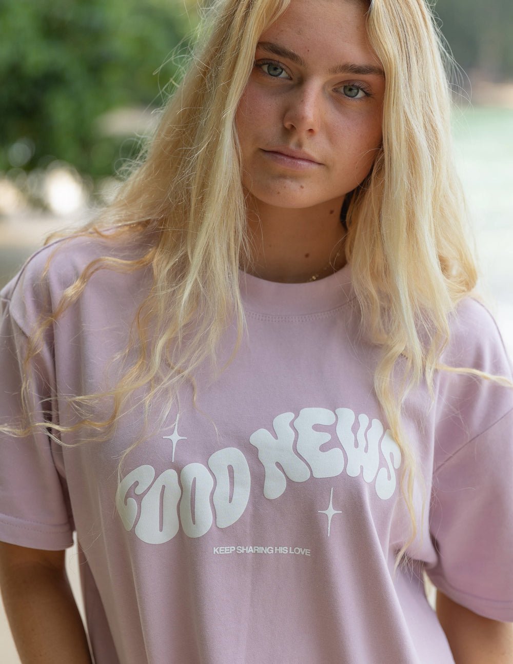 Good News Pink Unisex Tee - Grace & Grit Boutique