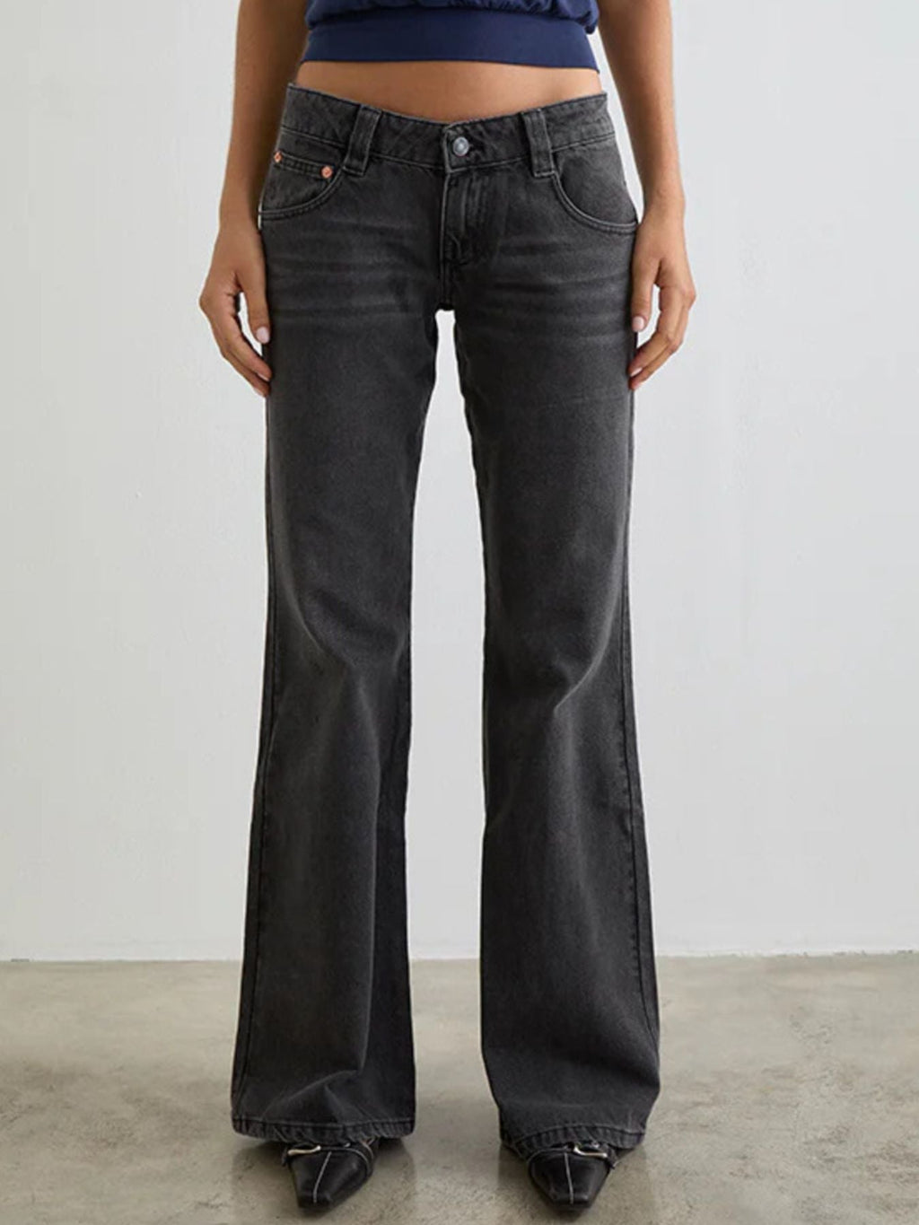 Low Rise Flare Leg Jeans - Stylish and Comfortable - Grace & Grit Boutique