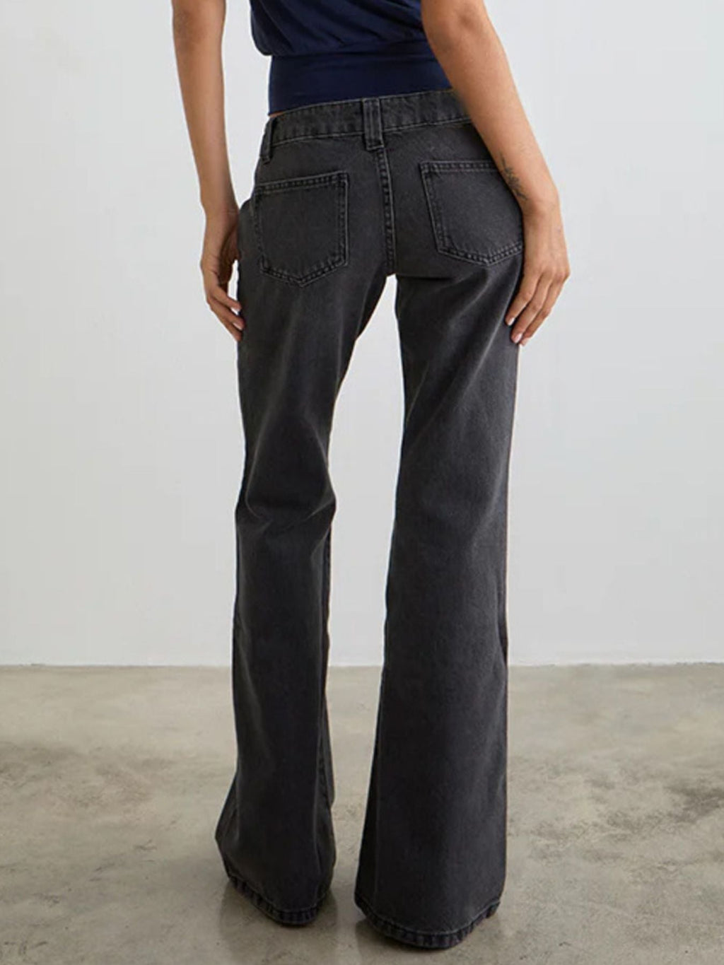 Low Rise Flare Leg Jeans - Stylish and Comfortable - Grace & Grit Boutique