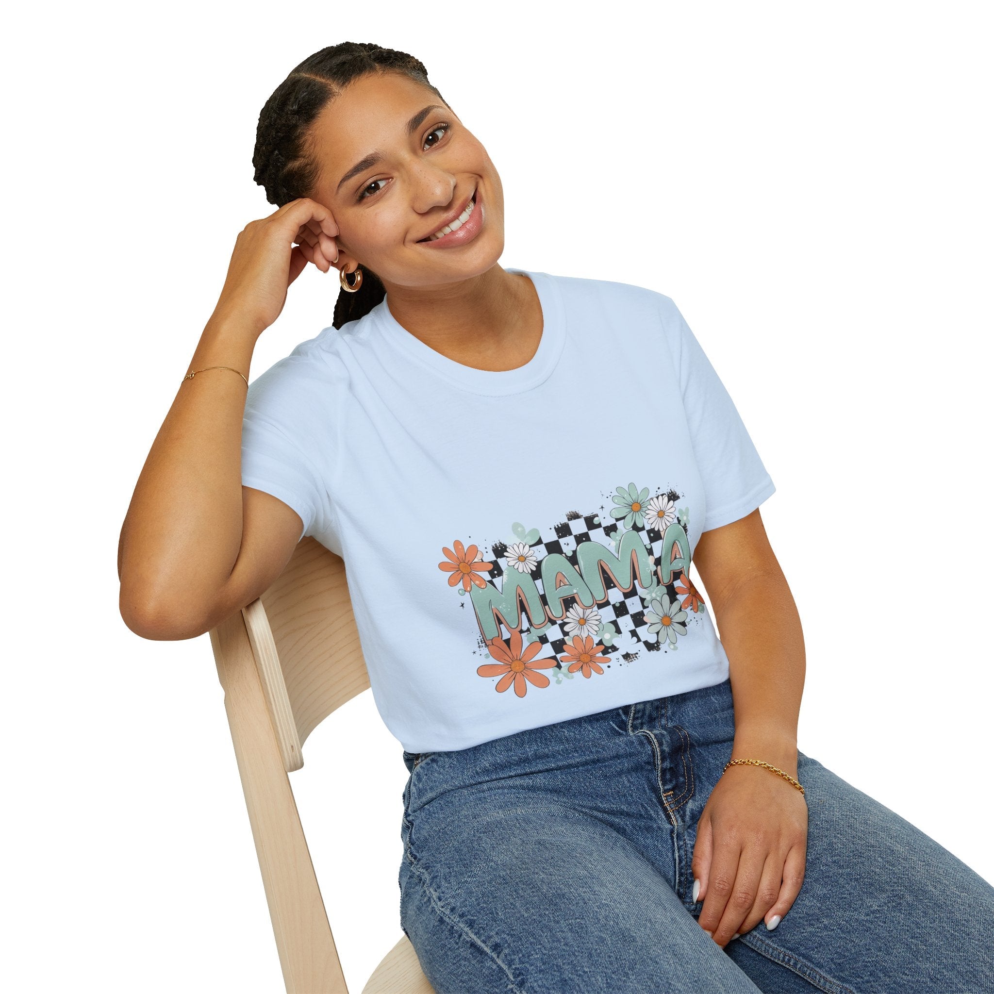 Mama Floral Checkerboard T-Shirt — Retro Daisies Mother’s Day Tee - Grace & Grit Boutique